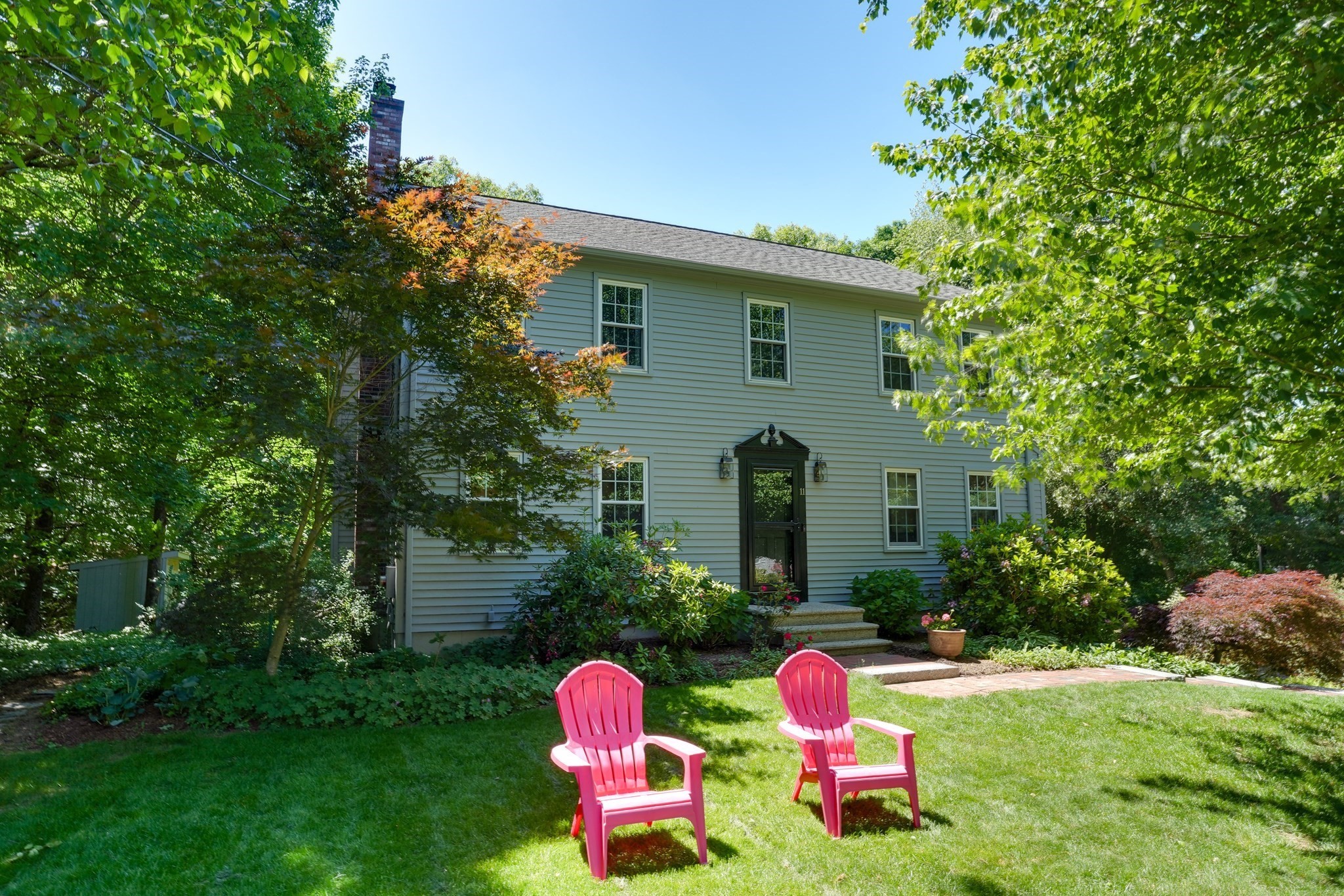 11 Chickadee Dr, Norfolk, MA 02056