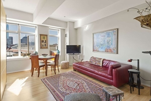 35 Fay St, Apt 609