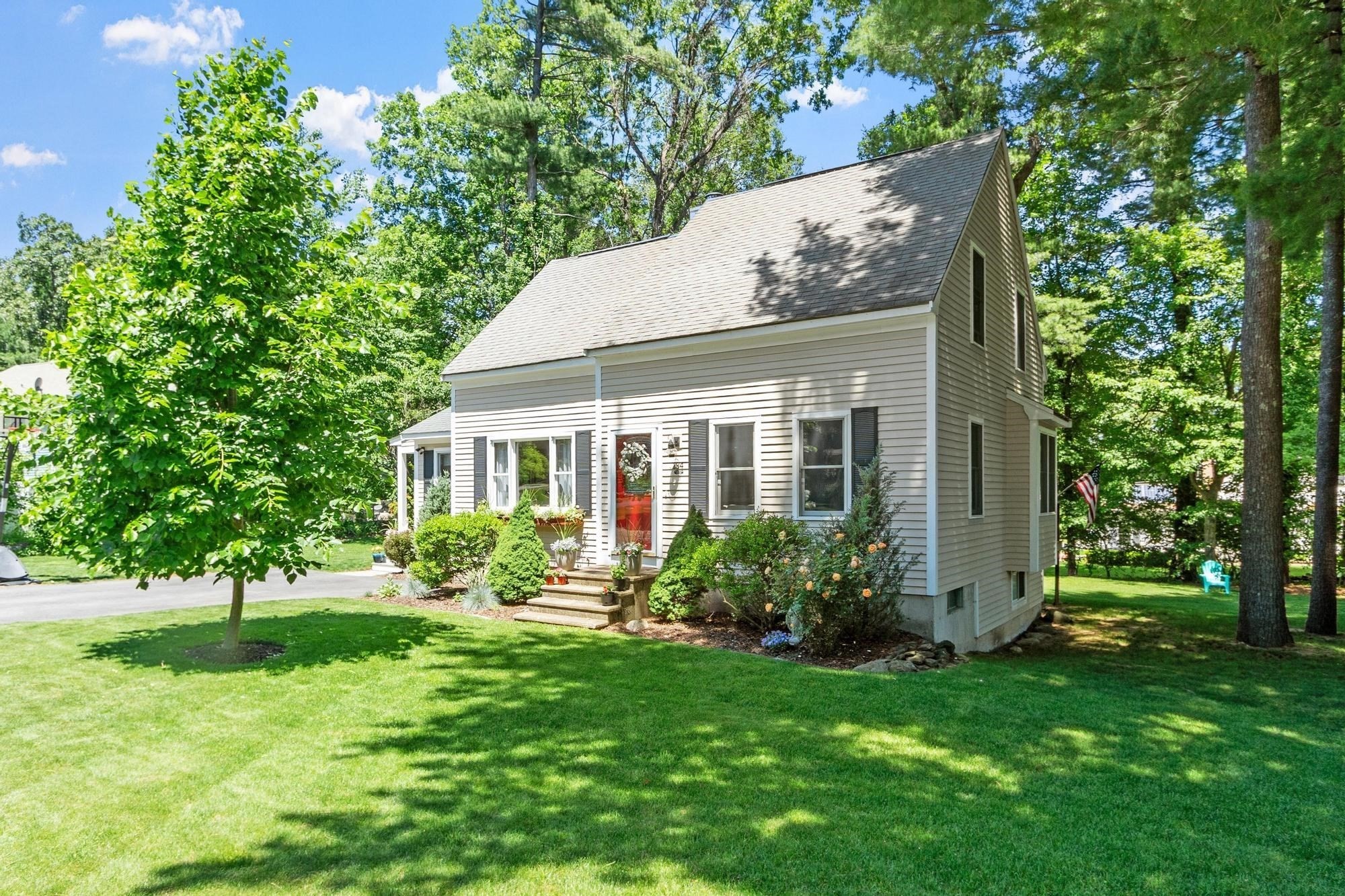 134 Avon St, Leominster, MA 01453