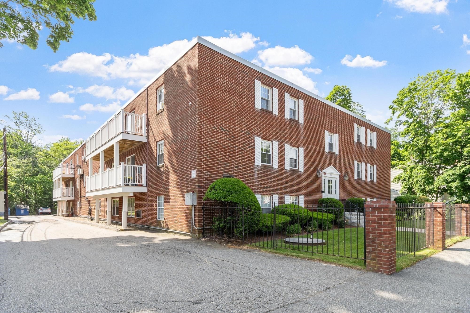 276 Albion Street Unit 12, Wakefield, MA 01880