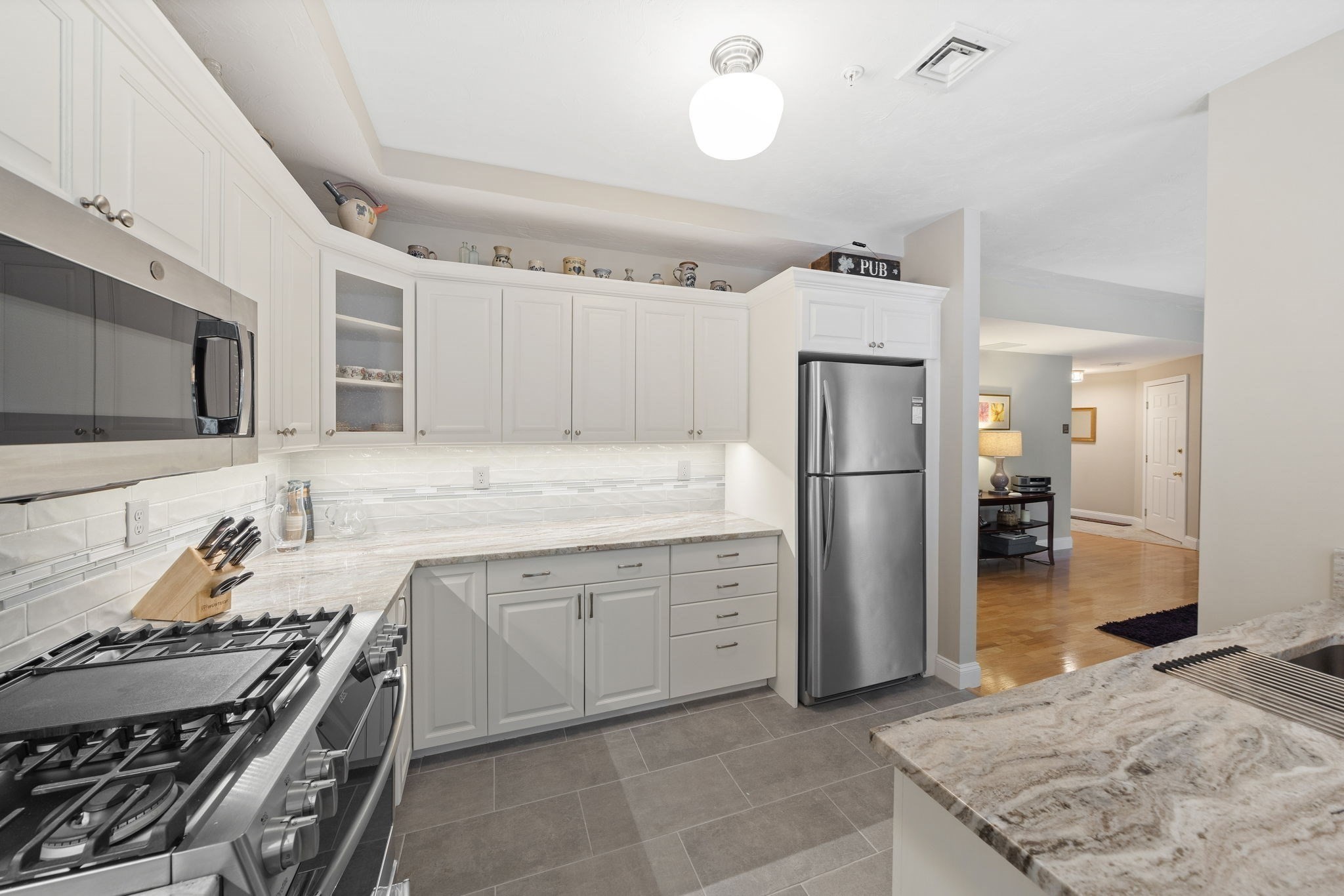 115 Revere St Unit E, Canton, MA 02021