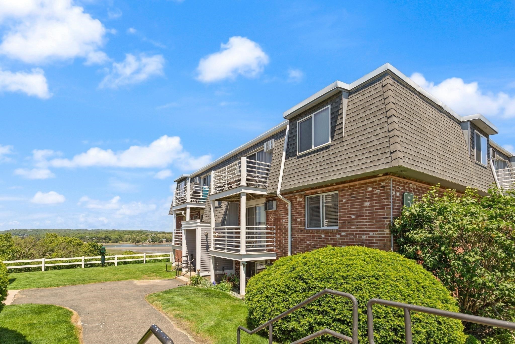 145 Essex Avenue Unit 519, Gloucester, MA 01930