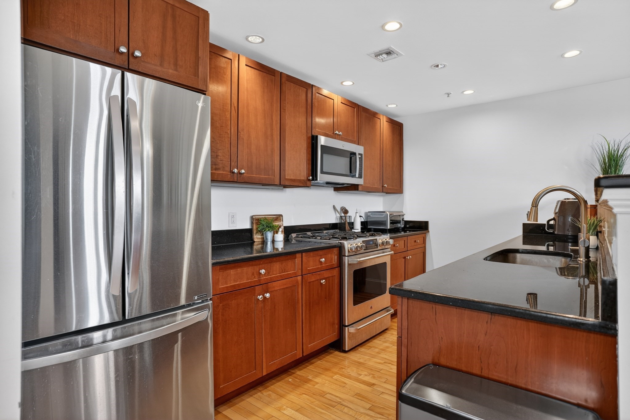 17 Ivaloo St Unit 6, Somerville, MA 02143 - Image 6