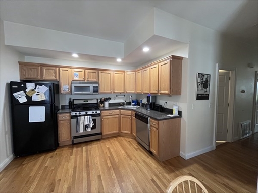 16 Gates Street, Apt 1