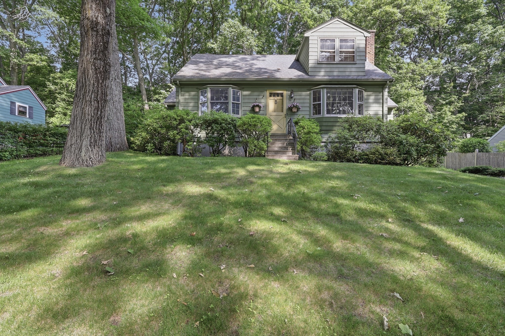 24 Hunting Avenue, Shrewsbury, MA 01545