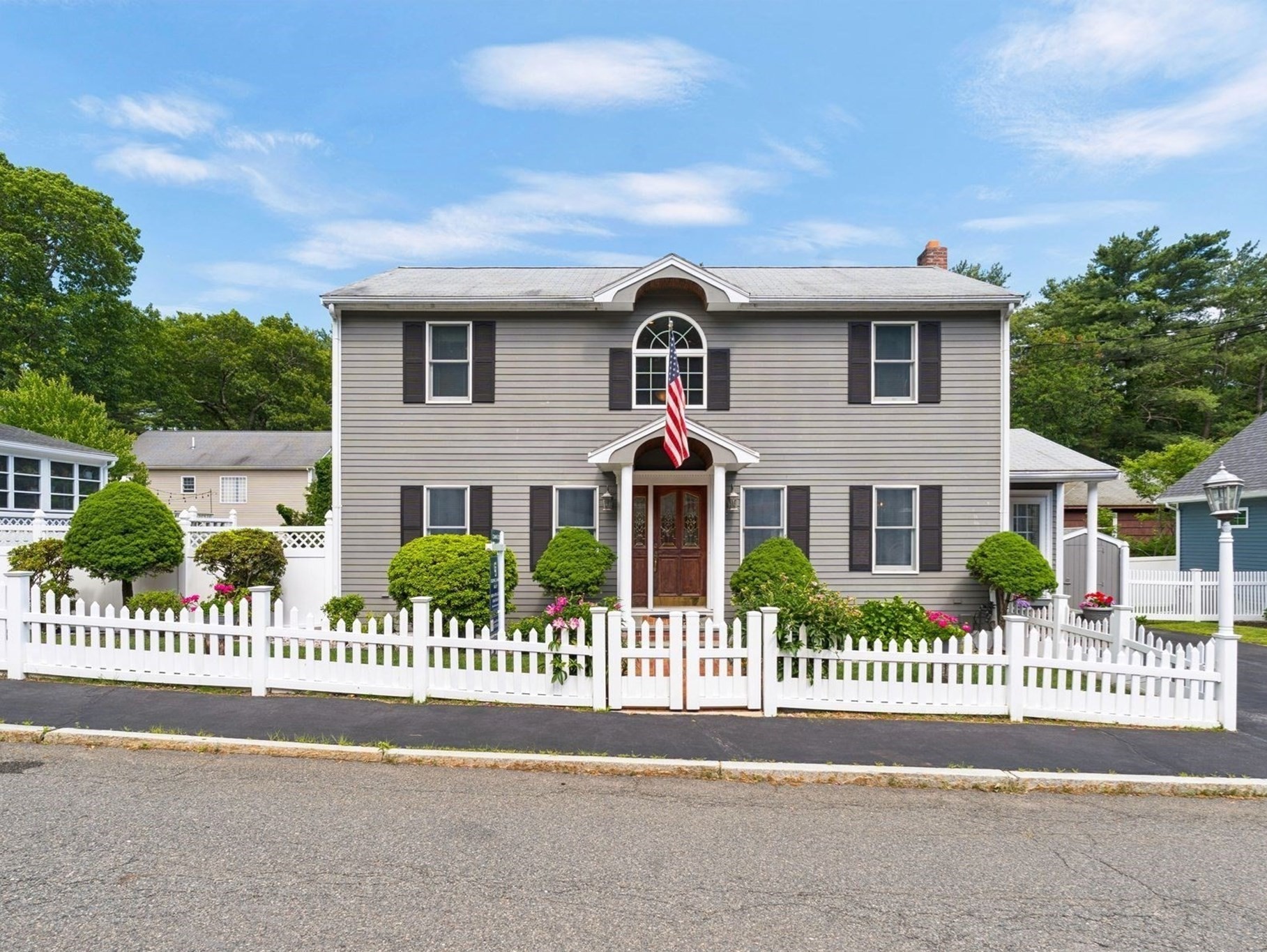 42 Woodland Rd, Wakefield, MA 01880