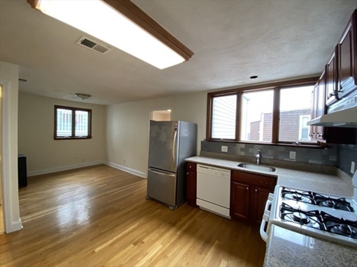 51 Telegraph Street, Apt 2