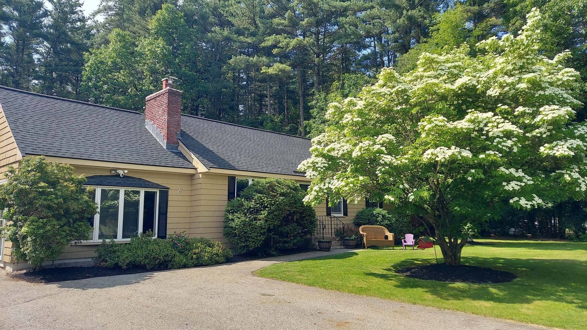 20 Constantine Dr, Tyngsborough, MA 01879
