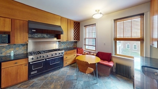 22 Alton, Apt 2