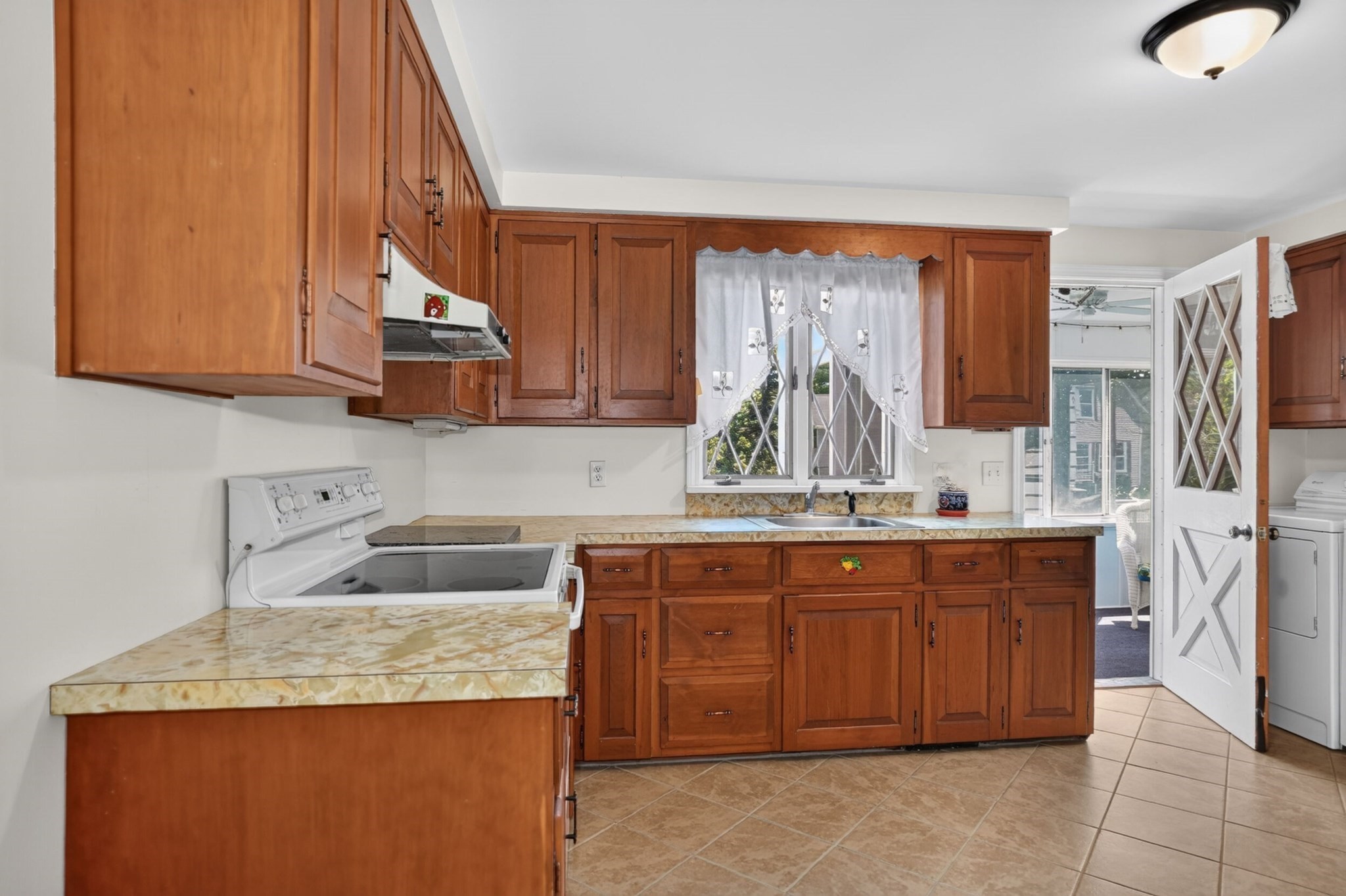 73 Commonwealth Avenue, Marlborough, MA 01752 - Image 27