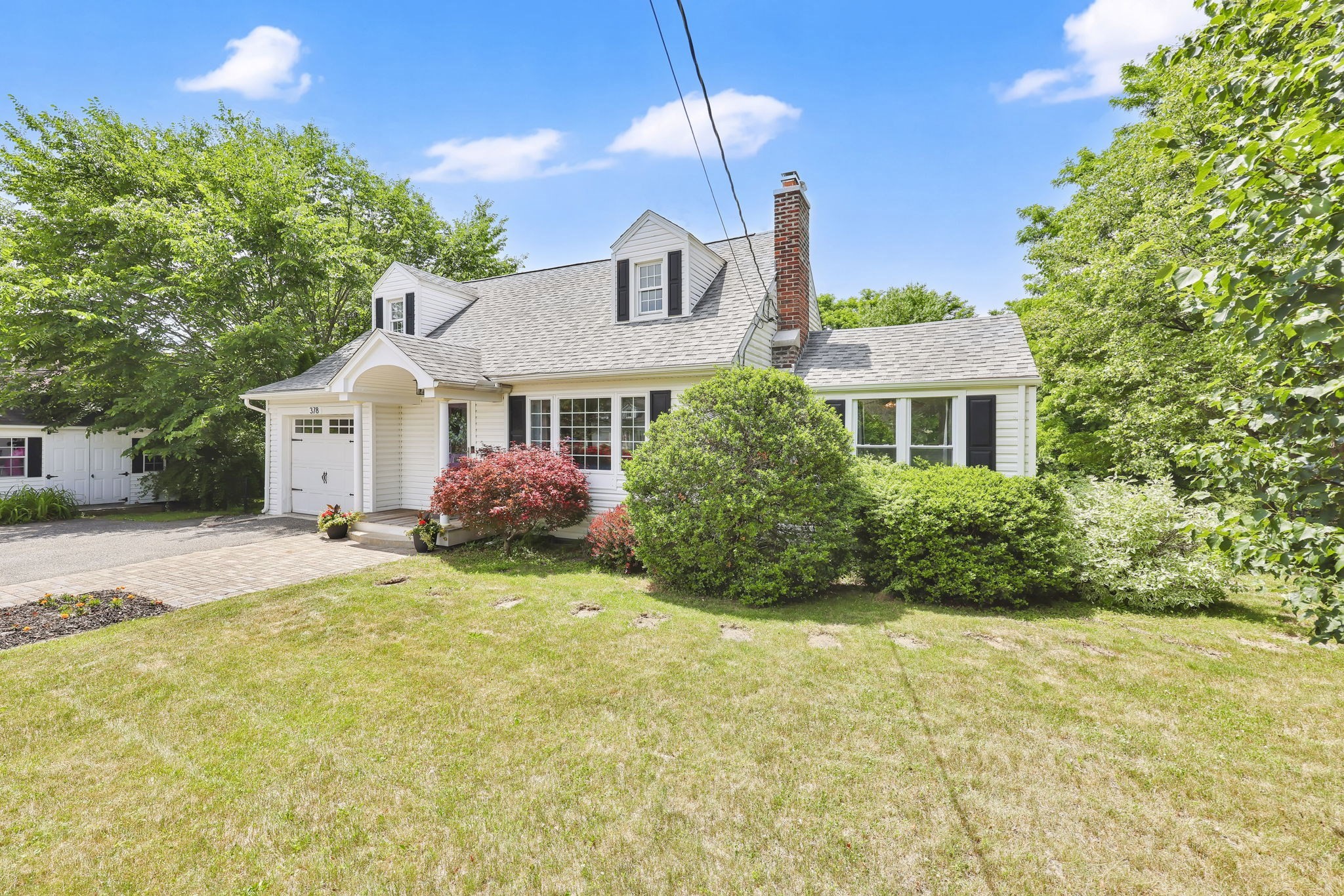 378 Roosevelt Ave, Springfield, MA 01118