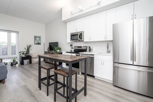 133 Salem, Apt 302