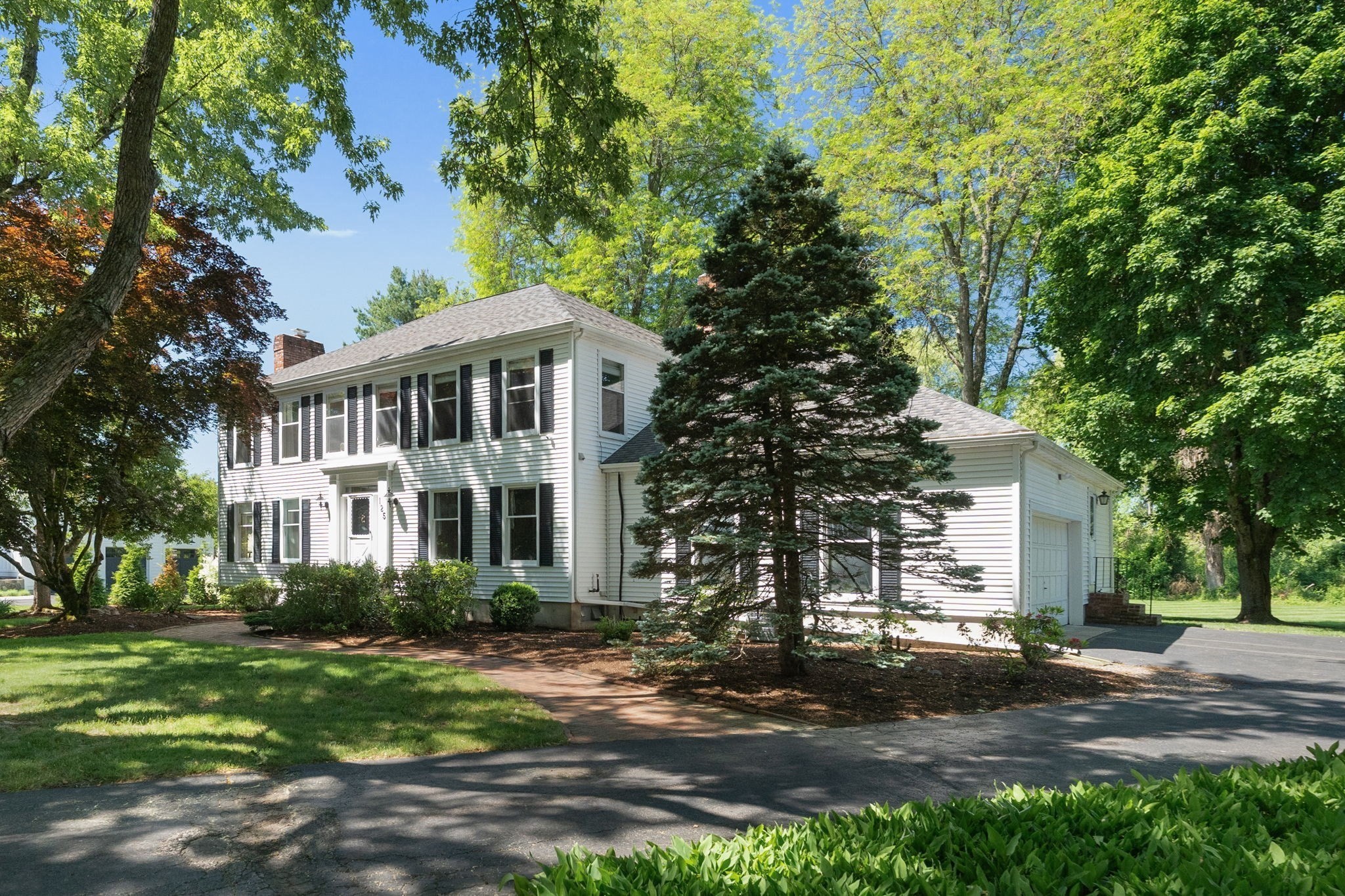 125 Oxbow Road, Needham, MA 02492