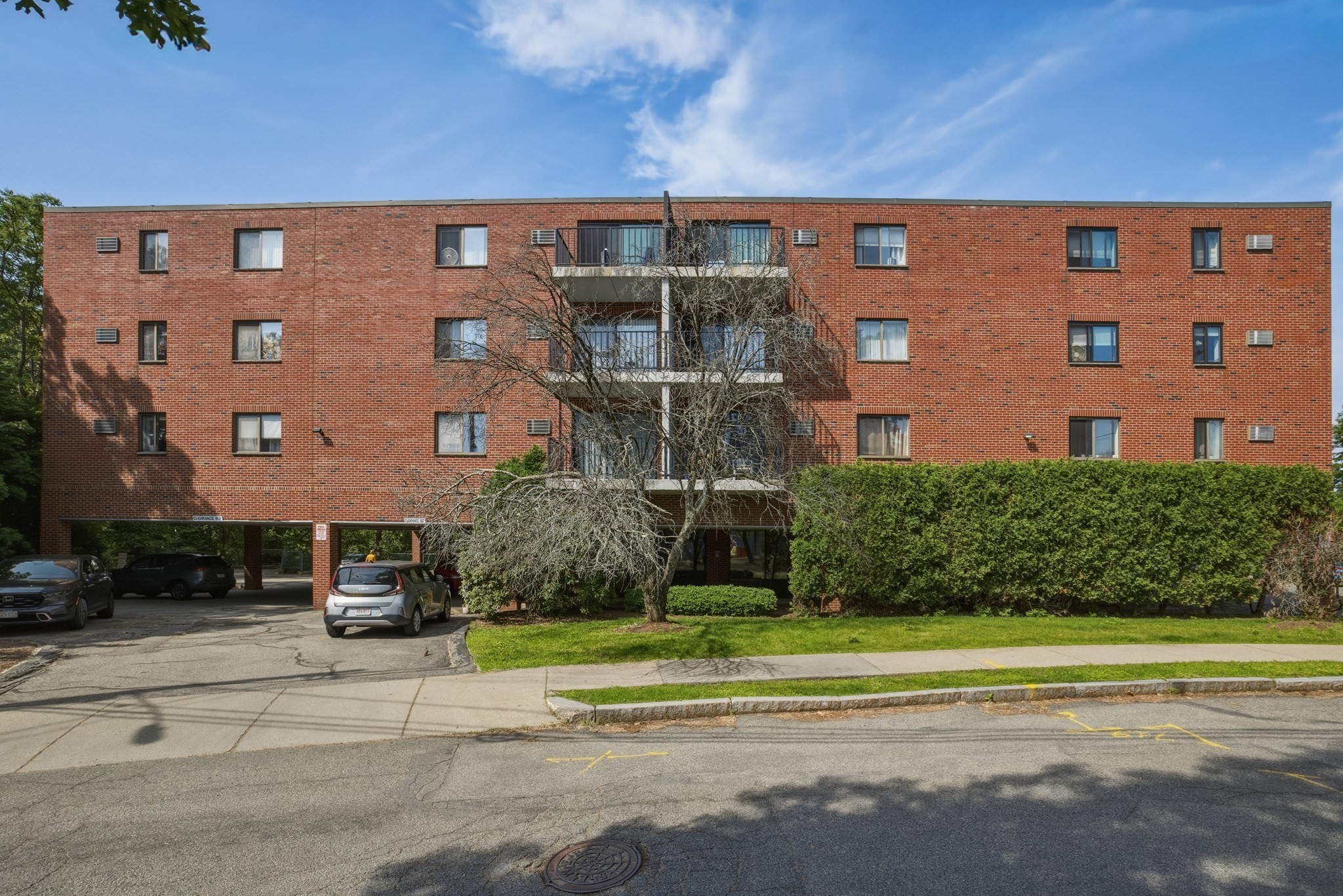 209 Riverview Ave Unit 5, Newton, MA 02466