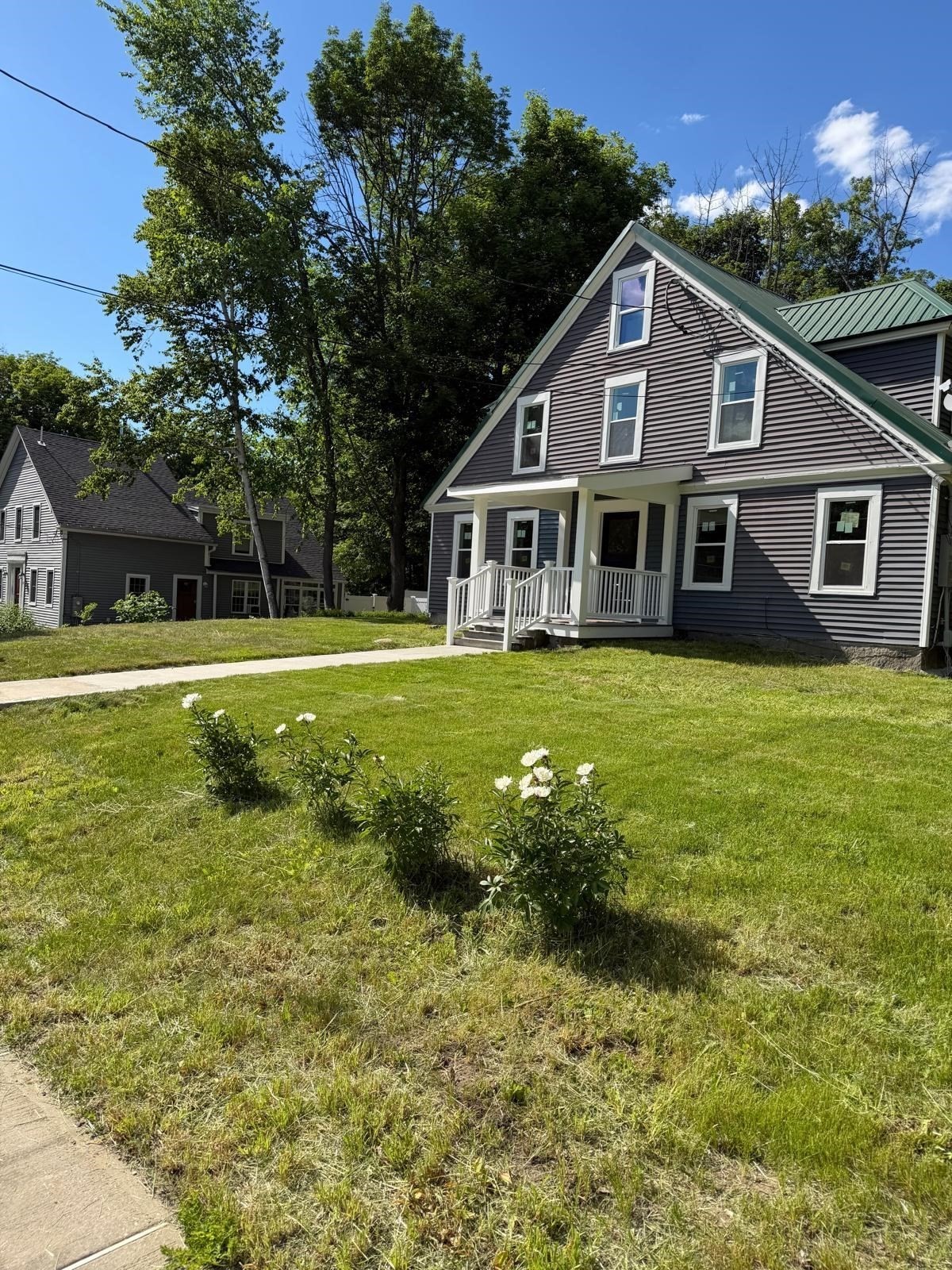 18 Main St, Ashburnham, MA 01430