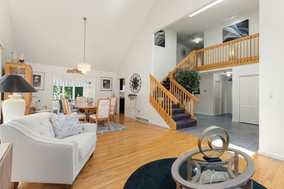 7 Nathan's Way, Peabody, MA Image 8