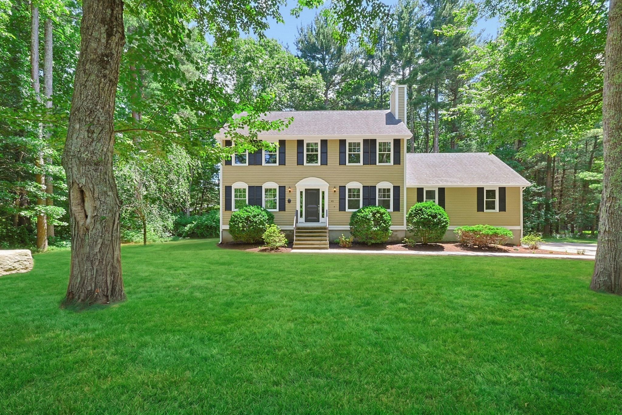 45 Baron Rd, Franklin, MA 02038