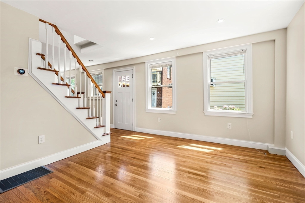 11 8th, Cambridge, MA Image 18