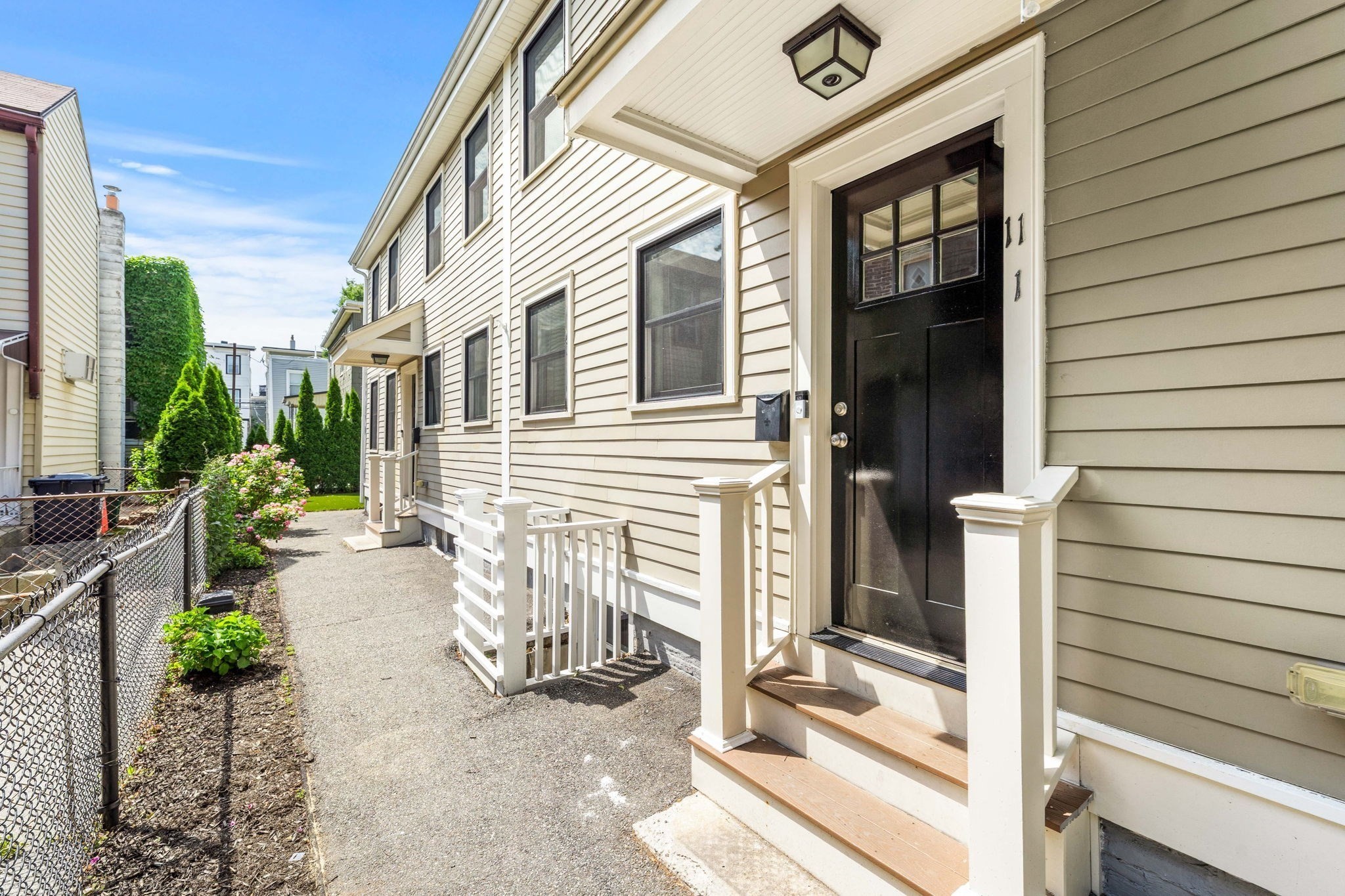 11 8th Unit 1, Cambridge, MA 02141