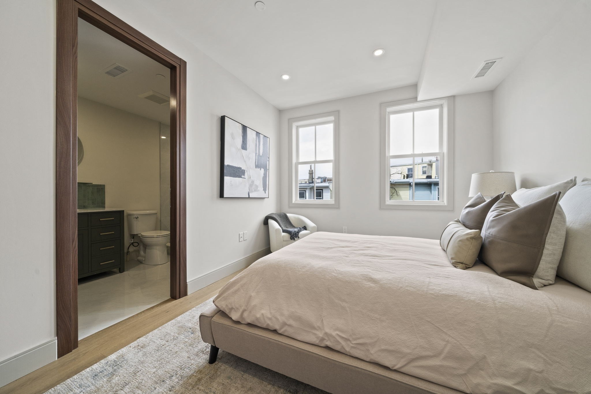 273 Havre Unit 2, Boston - East Boston, MA 02128