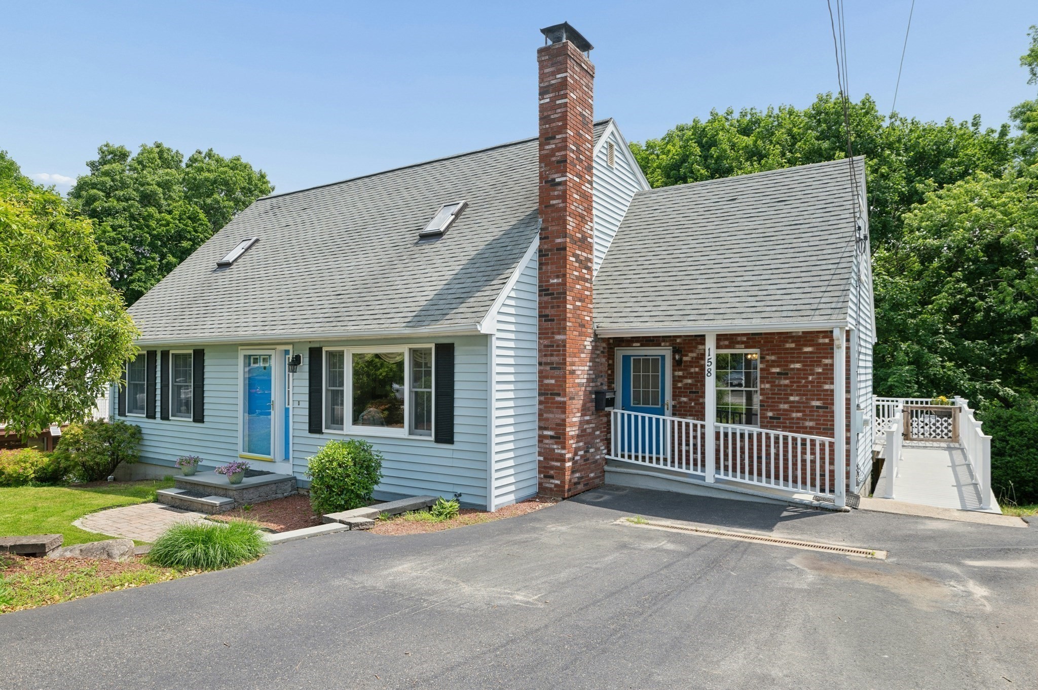 158 Copperfield Road, Worcester, MA 01602