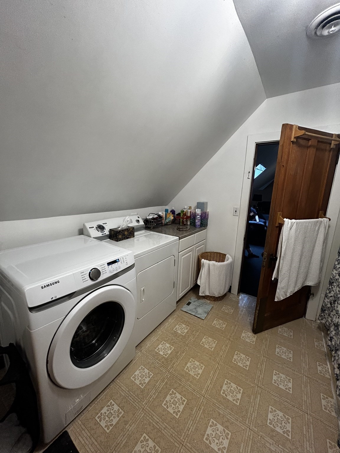 40 Cottage St, Leominster, MA 01453 - Image 27