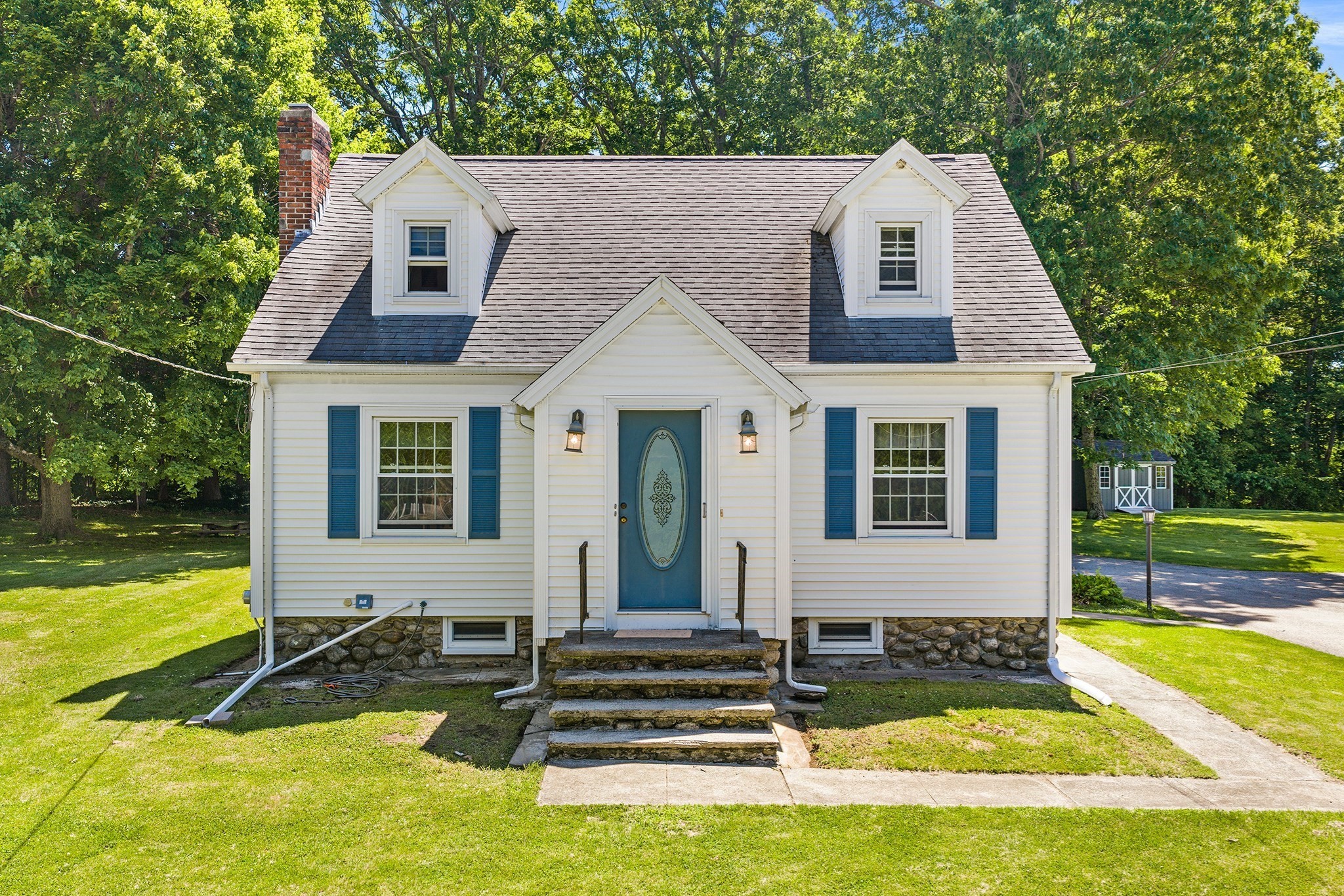 779 Oxford St  S, Auburn, MA 01501