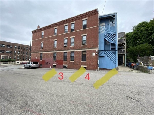 872 Huntington Ave, Apt Parking 3