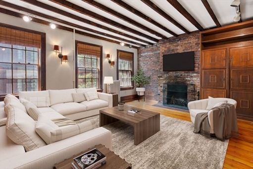 31 Myrtle Street, Apt 4