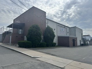99 Cedar St, Waltham, MA 02453