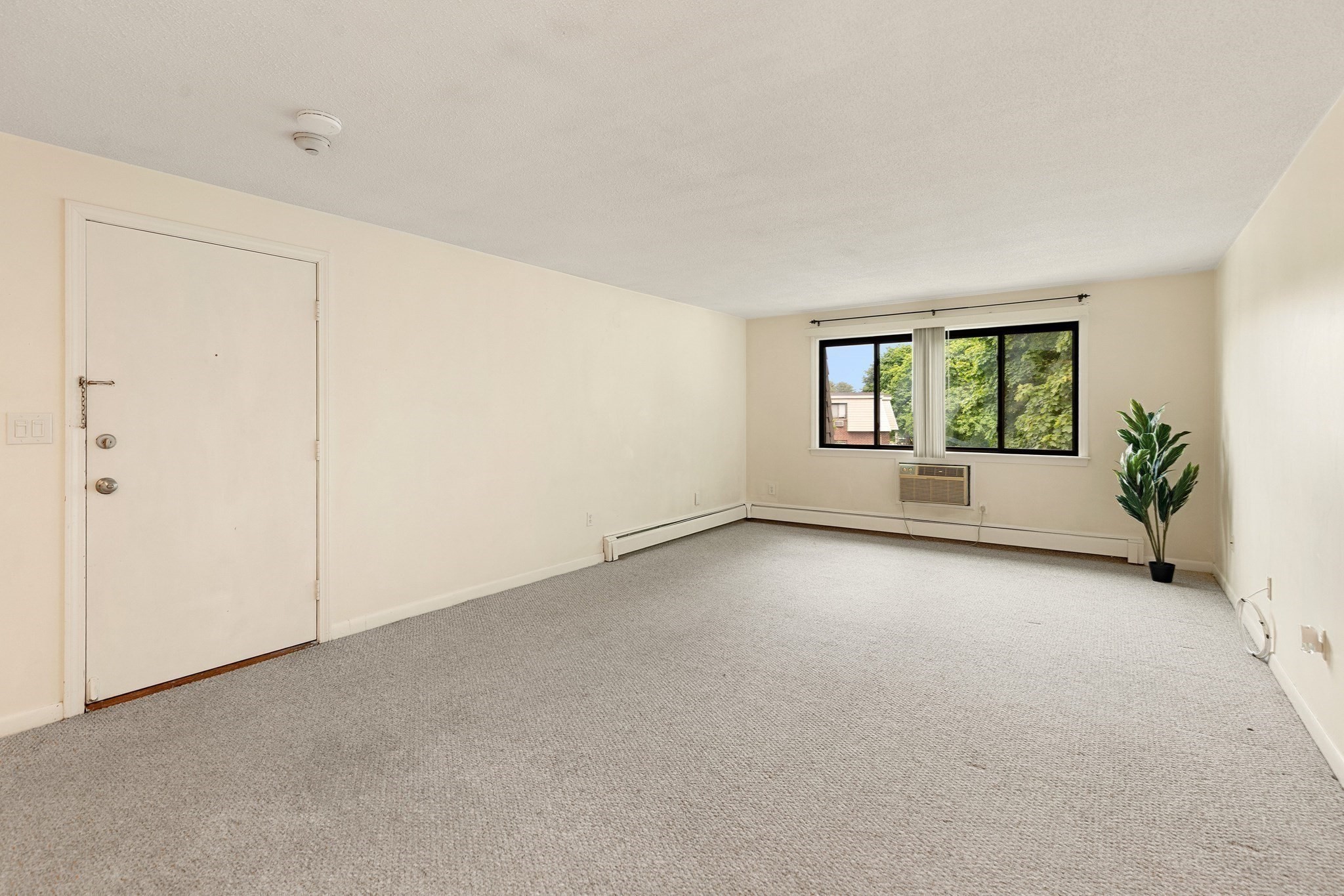 5 Hallmark Gardens Unit 12, Burlington, MA 01803 - Image 10