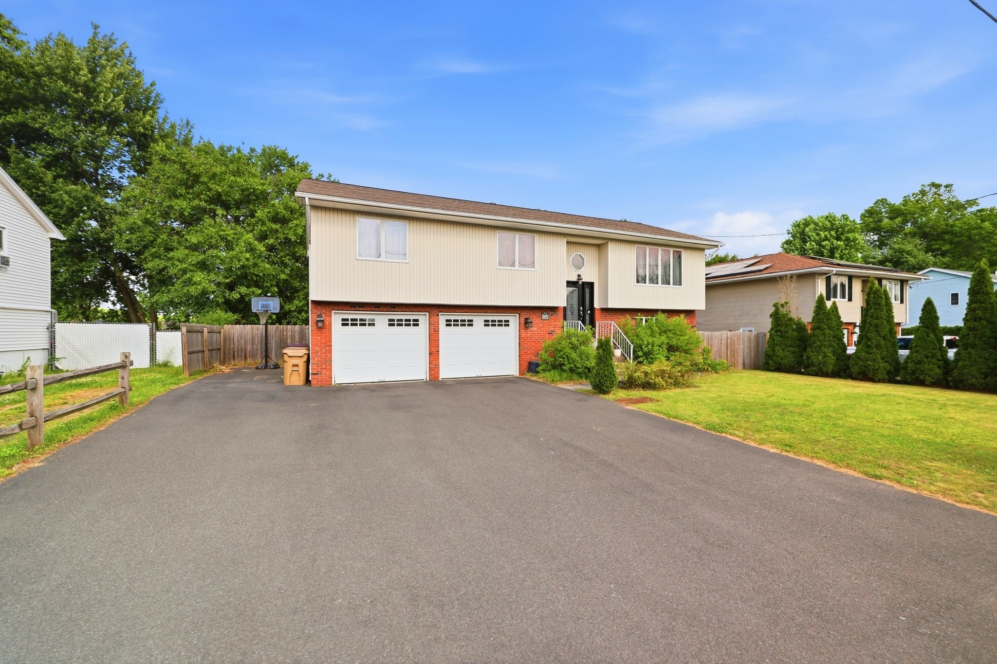 128 Swan Ave, Ludlow, MA 01089