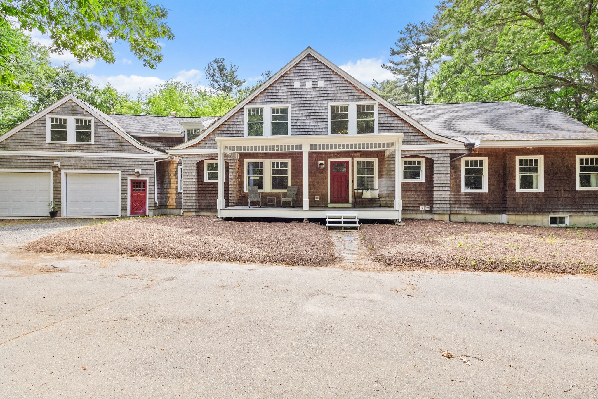 44 Granite St, Medway, MA 02053