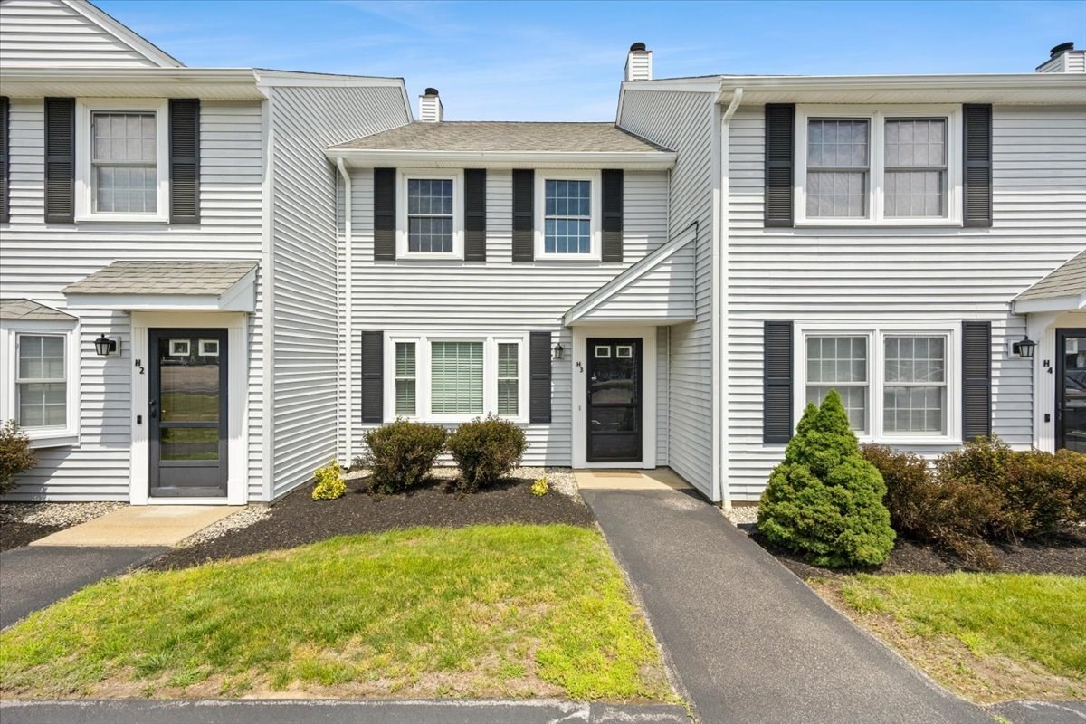728 Auburn St Unit H3, Whitman, MA 02382