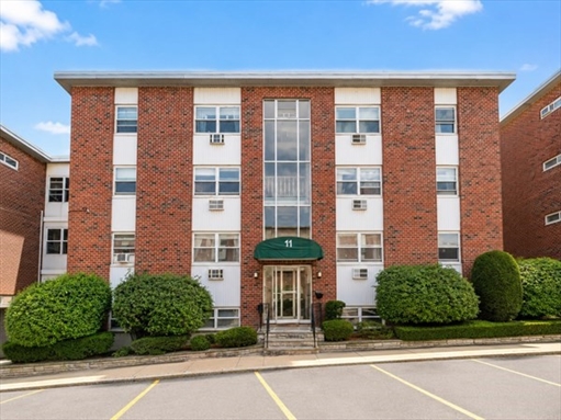 11 Commonwealth Ct, Apt 11