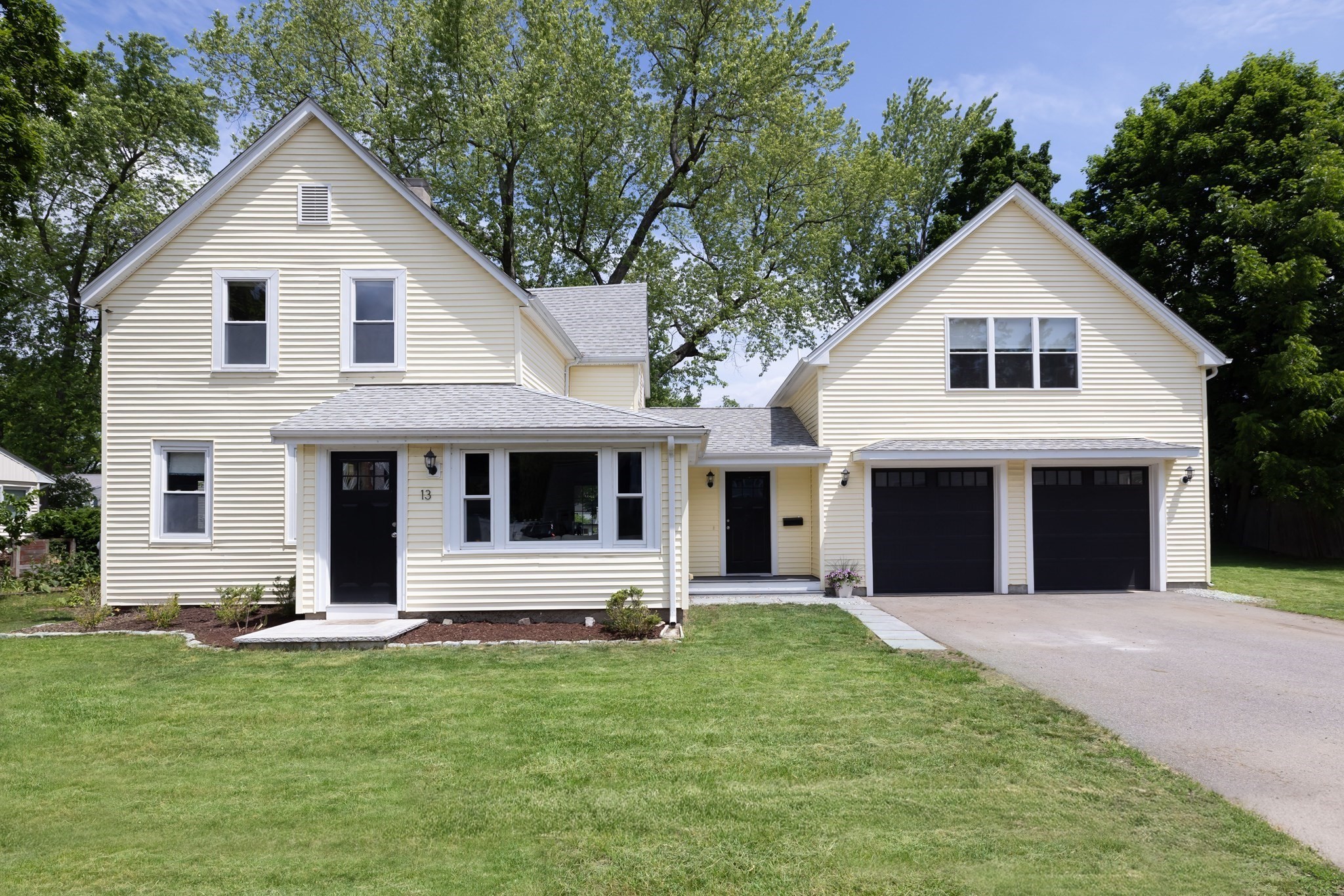 13 Hudson St, Natick, MA 01760