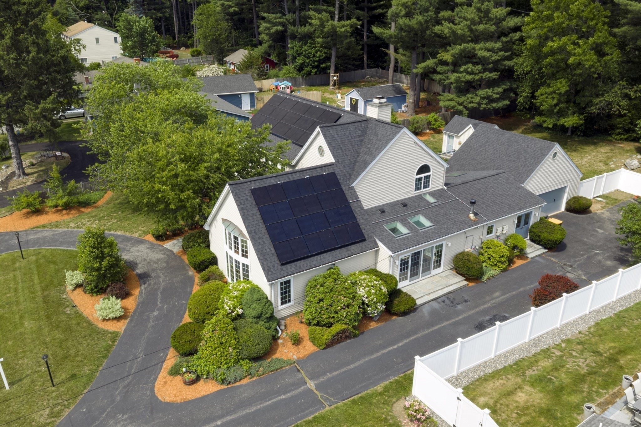 17 Clara Rd, Framingham, MA 01701