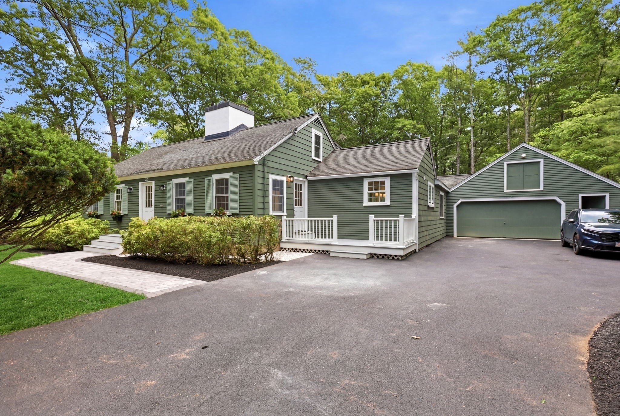 358 East St, Carlisle, MA 01741