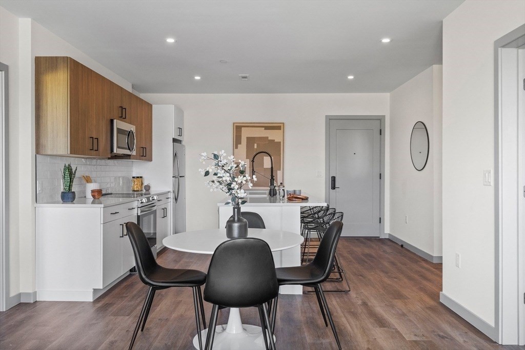203 Lowell St. Unit 304, Wilmington, MA 01887