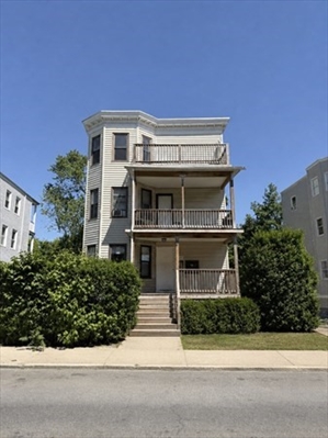 42 Greenwood St, Apt 3