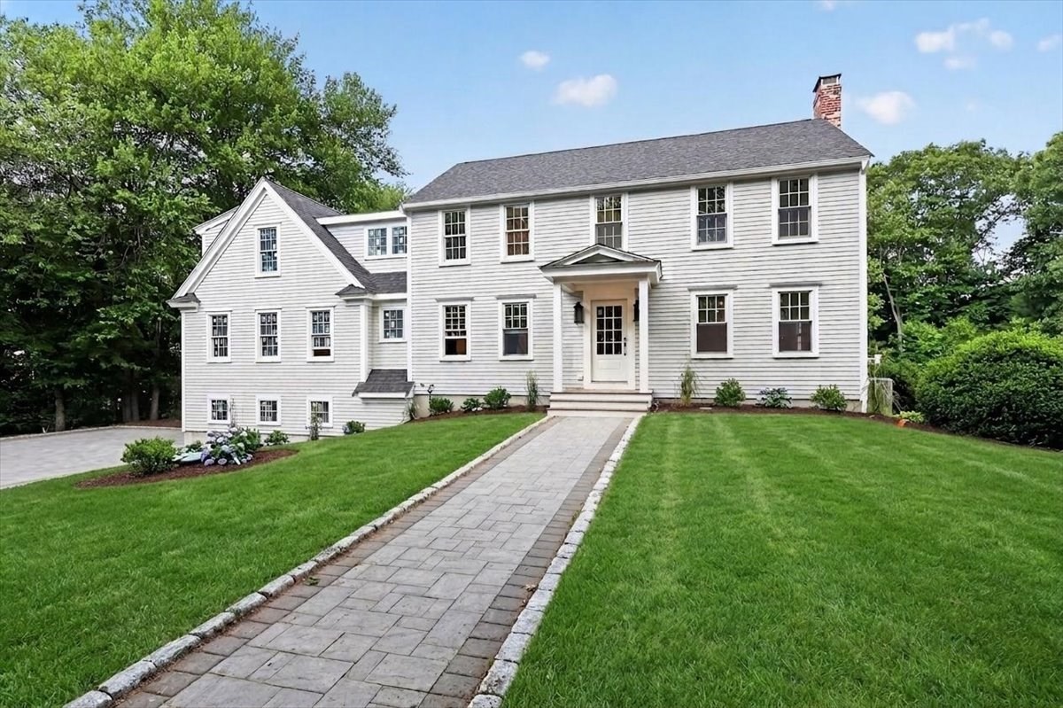 3 Hollyhock, Hingham, MA 02043