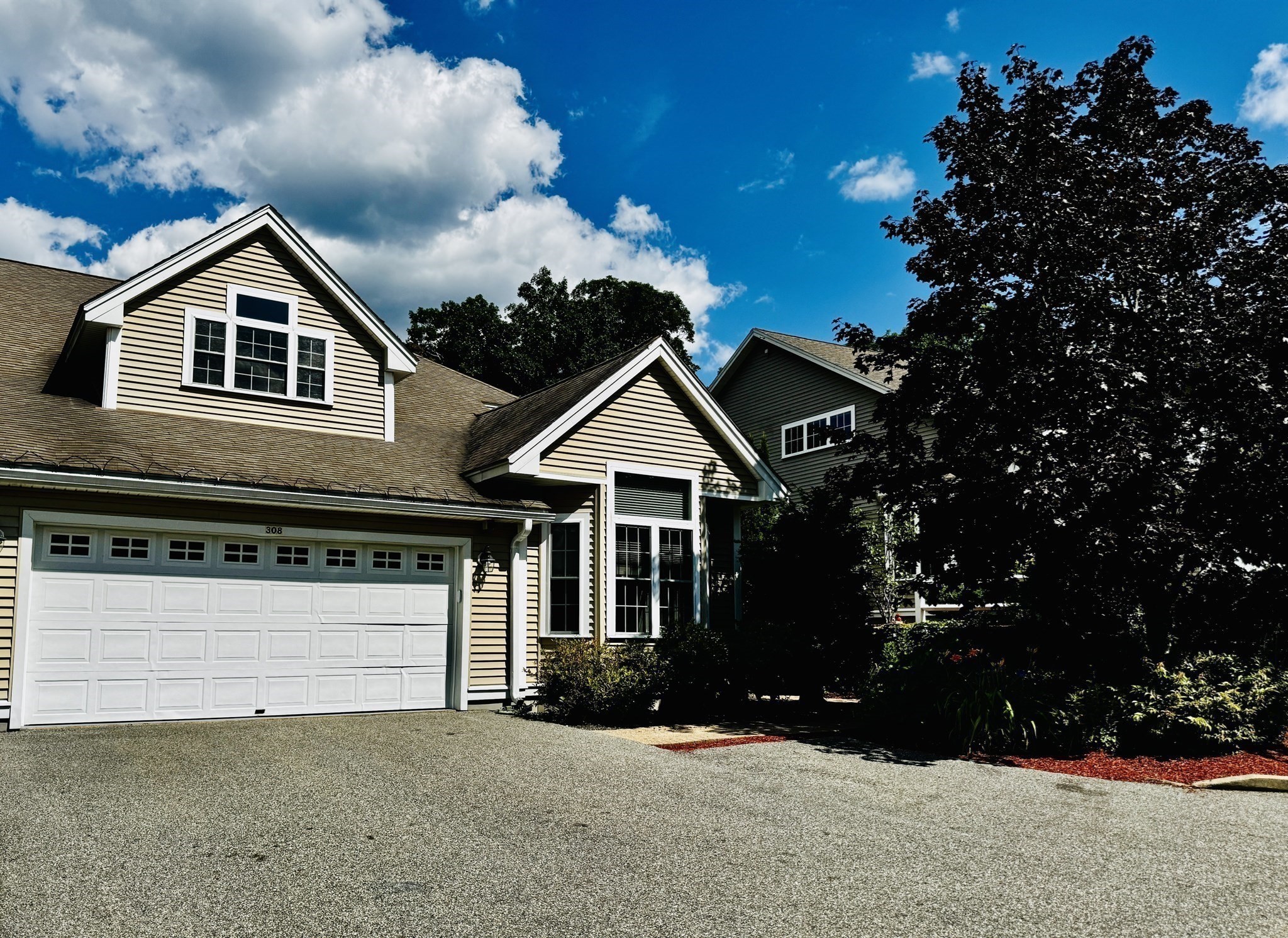308 Sprucewood Ln Unit 308, Clinton, MA 01510 - Image 2