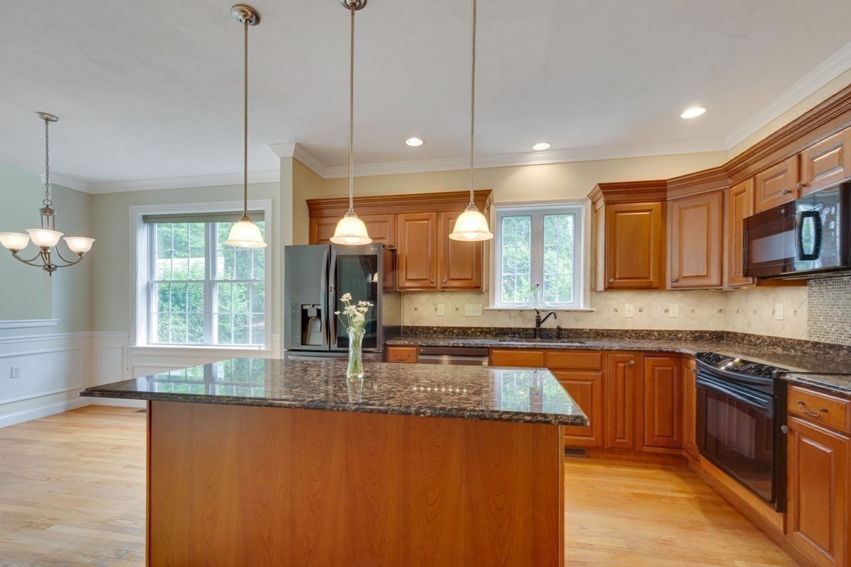 308 Sprucewood Ln Unit 308, Clinton, MA 01510 - Image 11