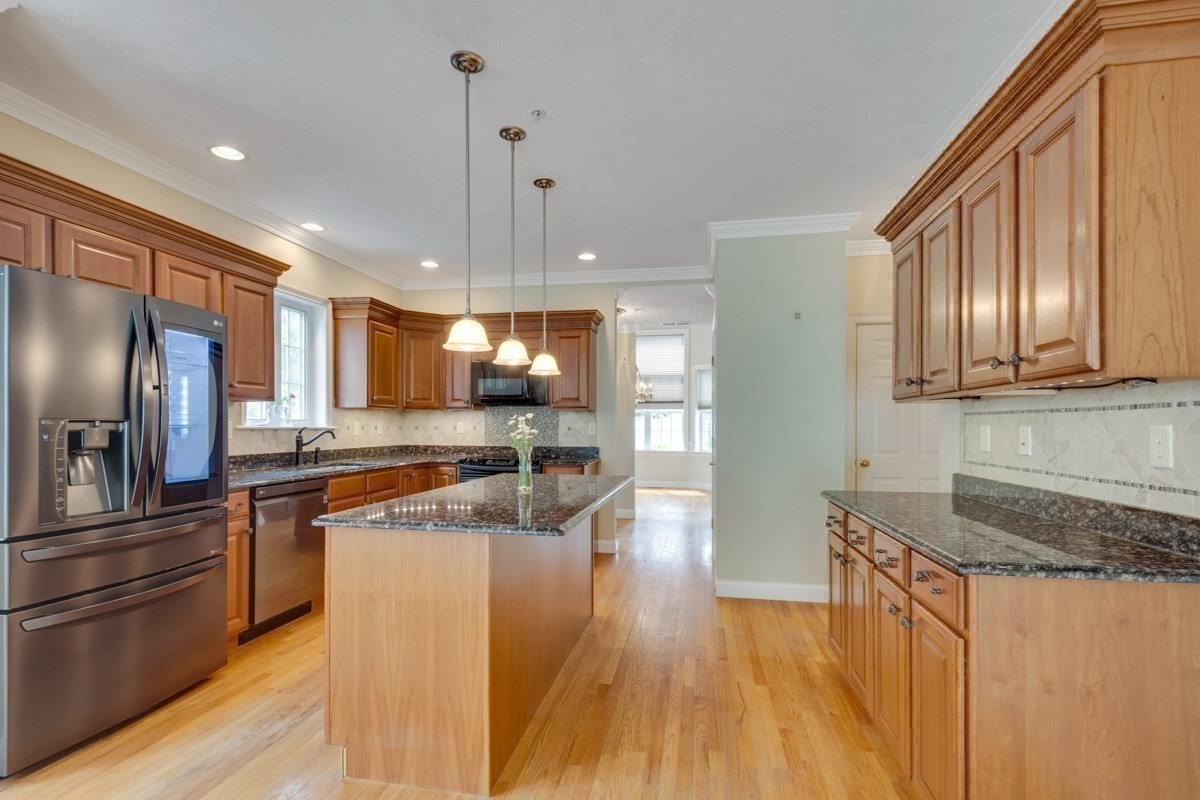308 Sprucewood Ln Unit 308, Clinton, MA 01510 - Image 12