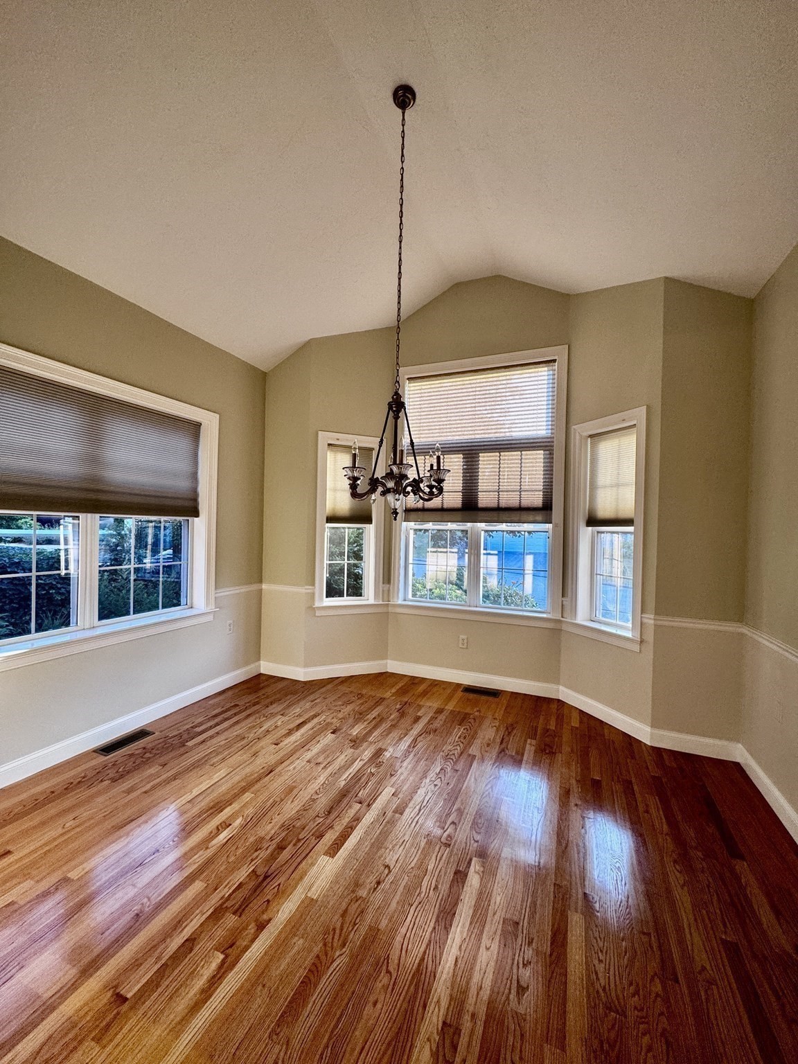 308 Sprucewood Ln Unit 308, Clinton, MA 01510 - Image 9