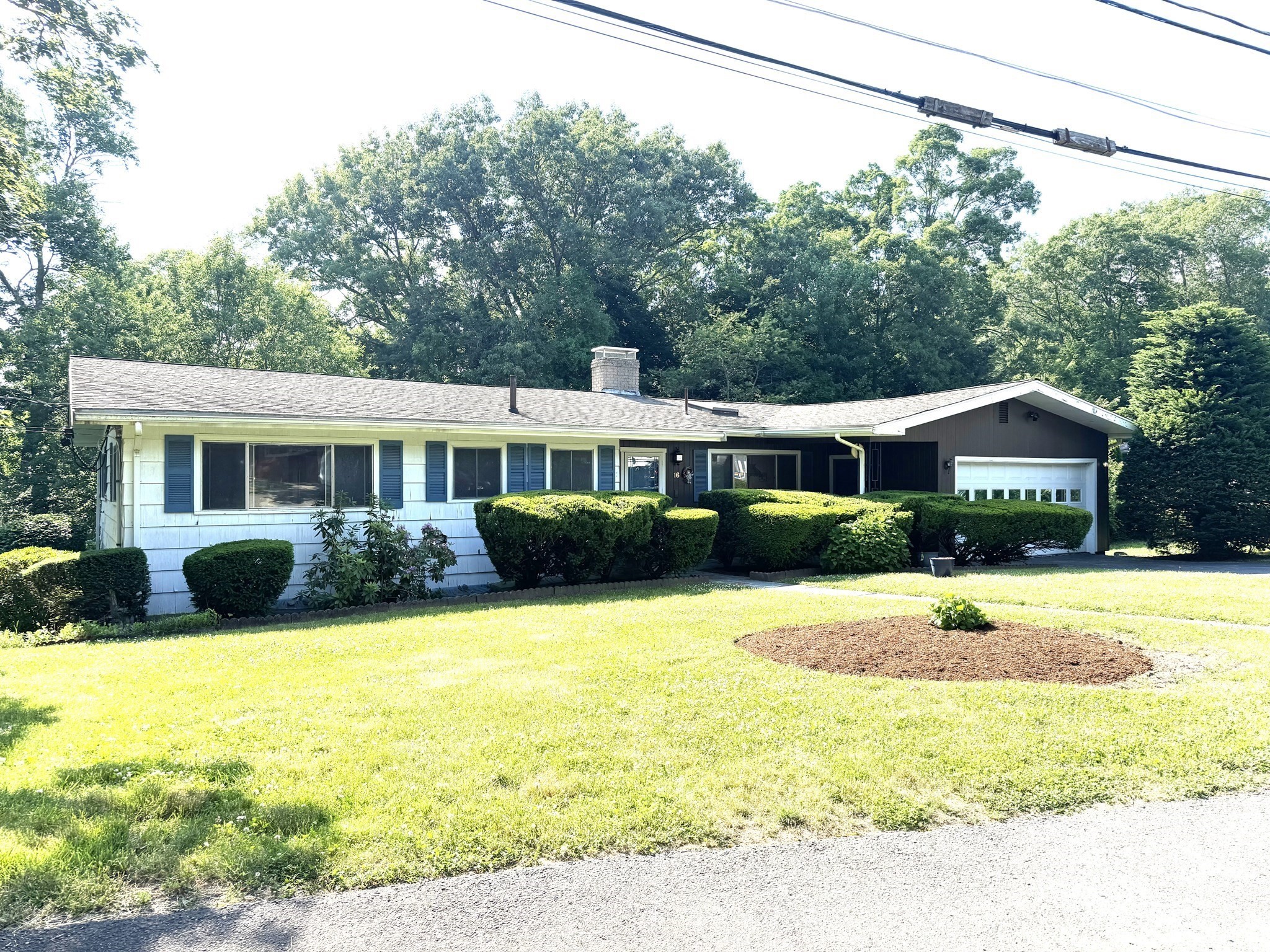 16 Buckingham Rd, Norwood, MA 02062