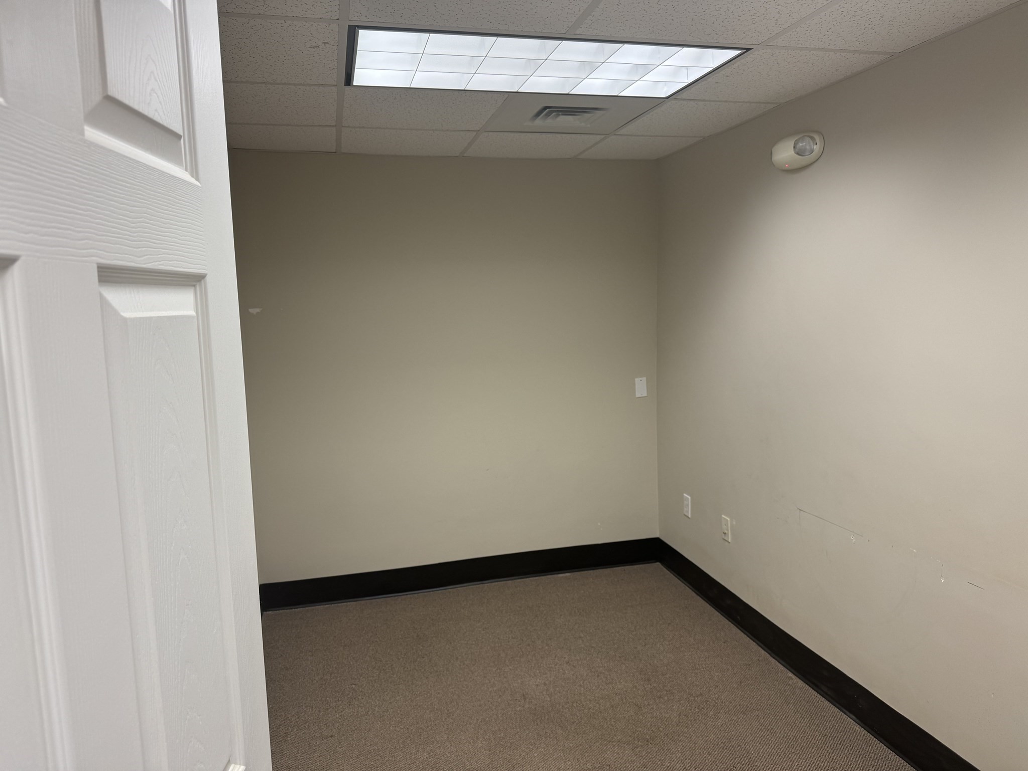 382 Lowell St Unit 103A, Wakefield, MA 01880 - Image 5