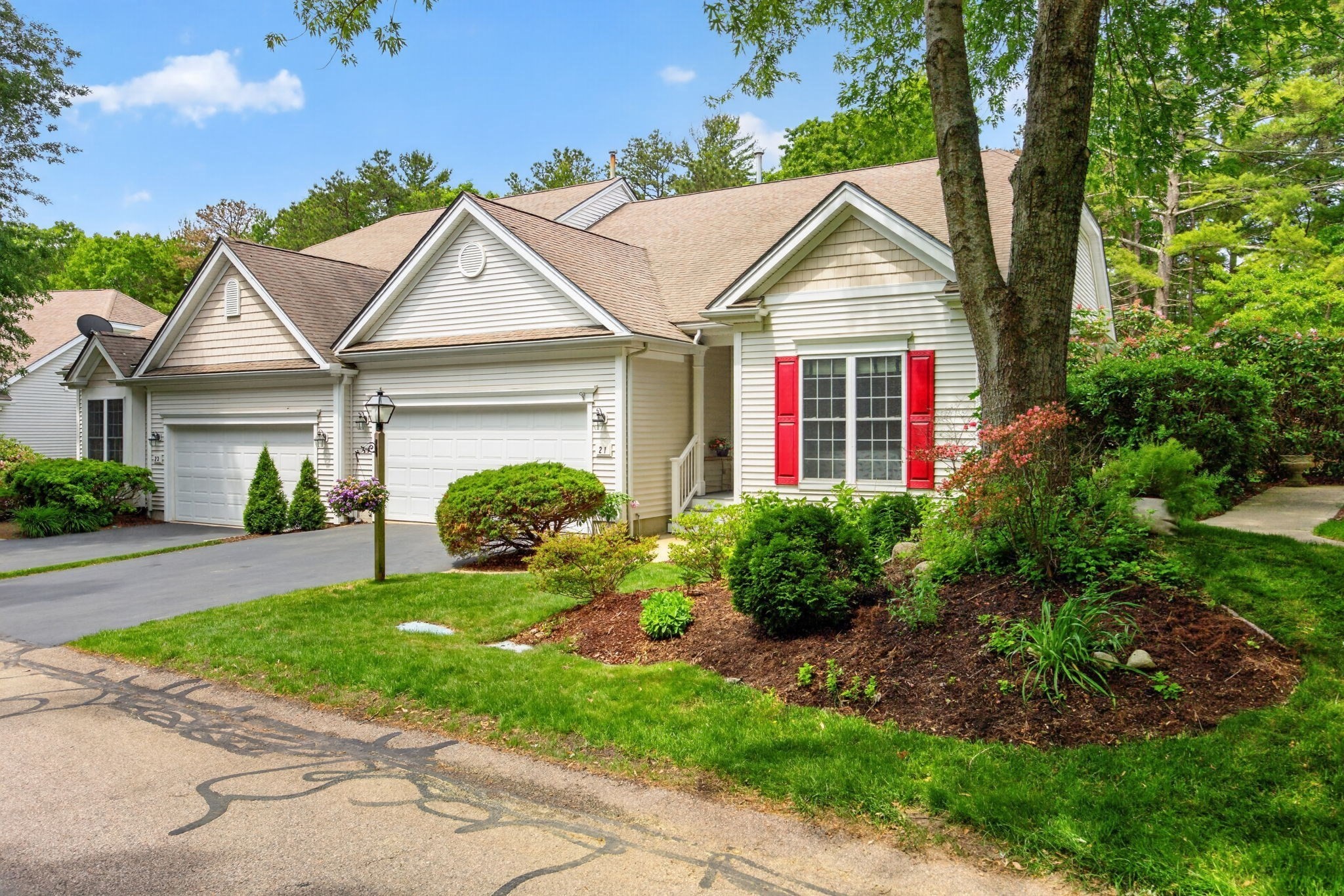 21 Fox Hollow, Plymouth, MA 02360