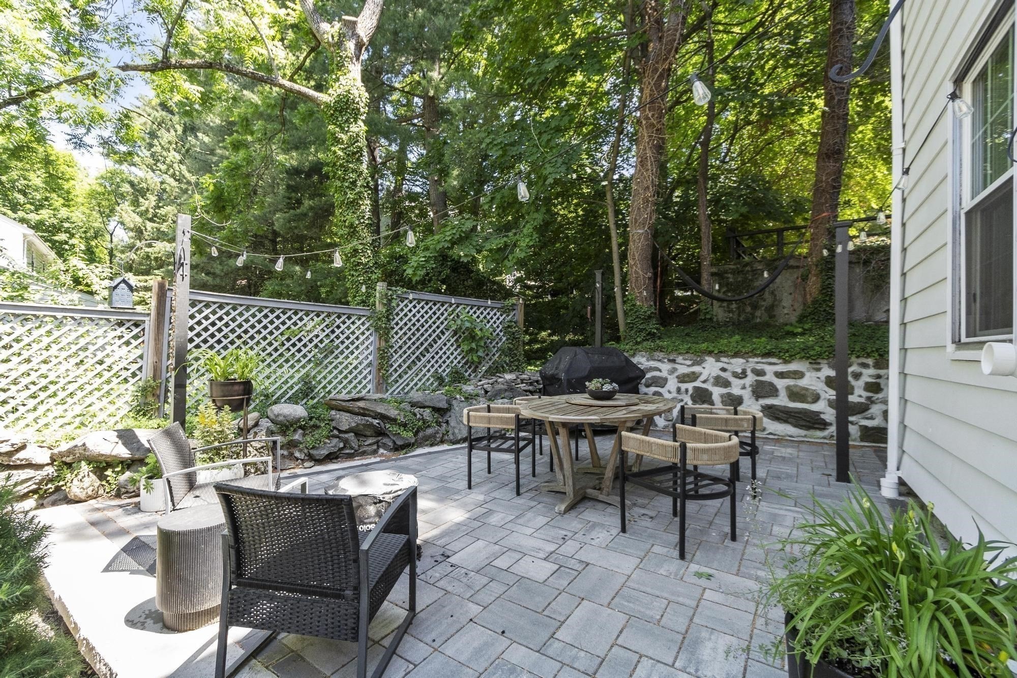 55 Bates Unit B, Watertown, MA 02472