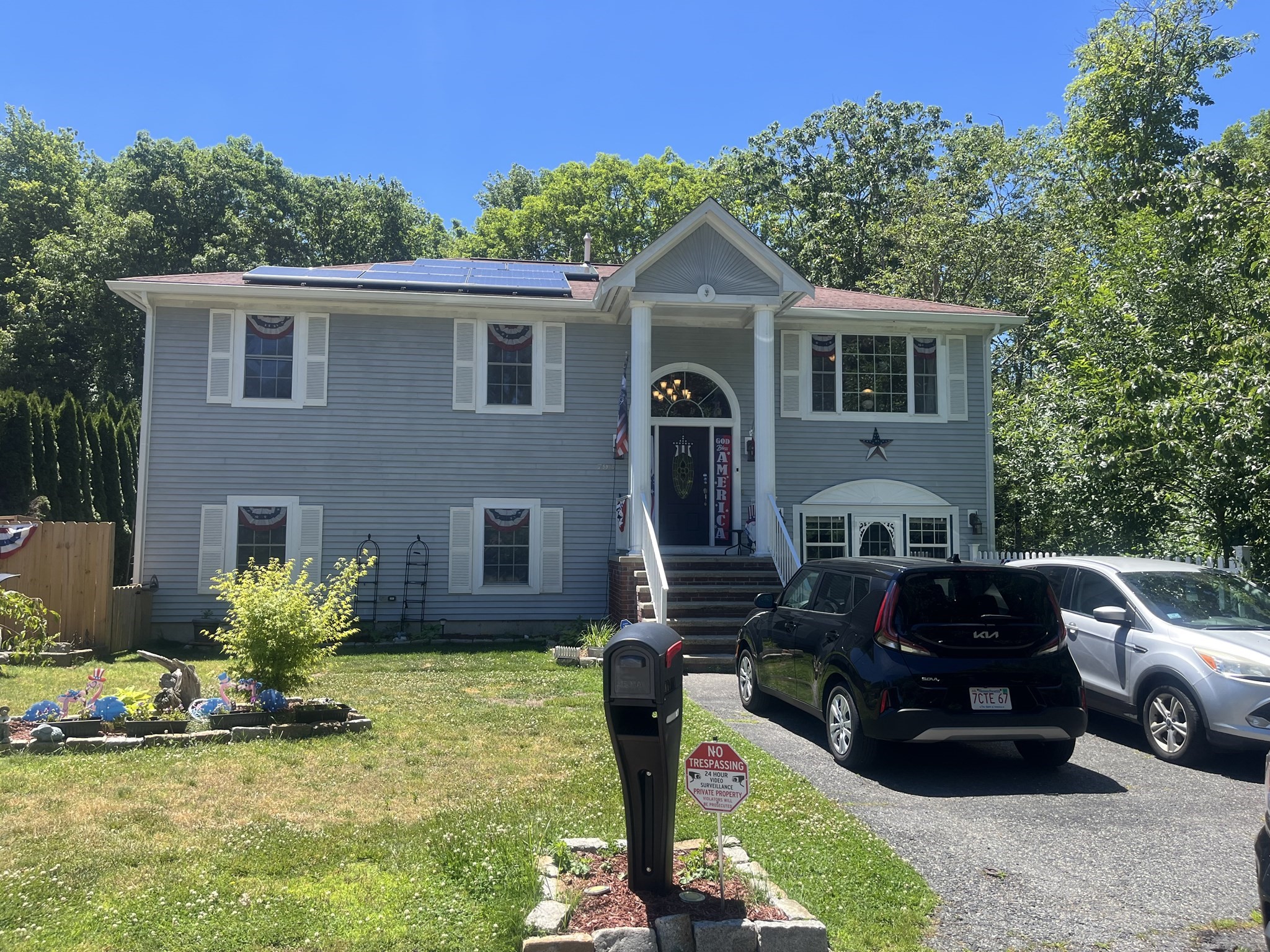 793 Montgomery, Fall River, MA 02720
